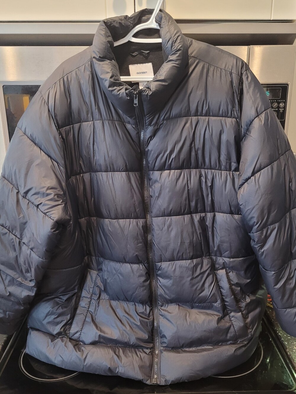 Old Navy Women's Black Puffer Jacket - Lightweight Quilted Coat